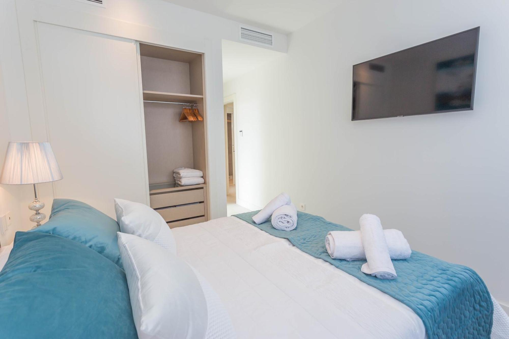 Апартаменты Luxury 2Br Seaviews - Santa Barbara Heights Фуэнхирола Экстерьер фото